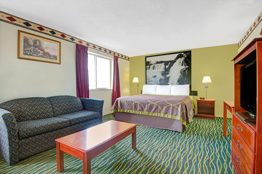 Super 8 By Wyndham Independence Kansas City Eksteriør bilde